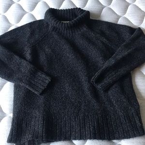 H&M Sweater